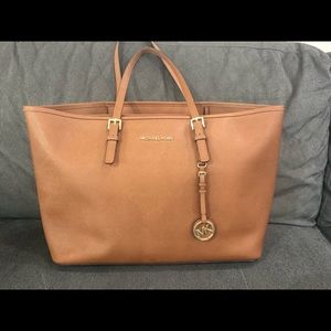 Michael Kors Tote